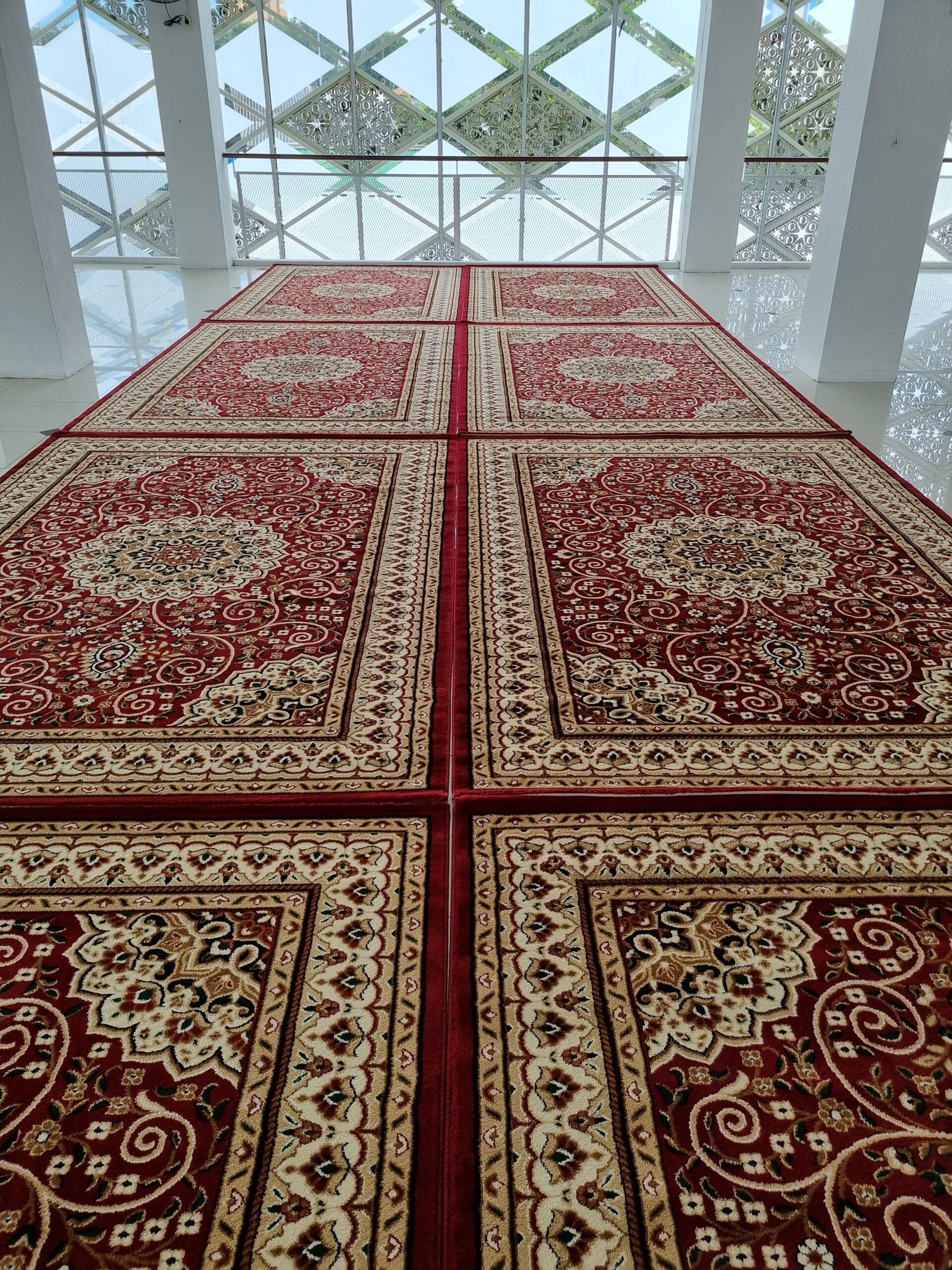 sewa karpet solo